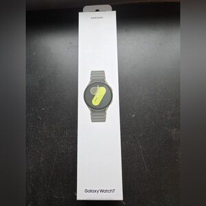 Samsung Galaxy Watch 7 NWT